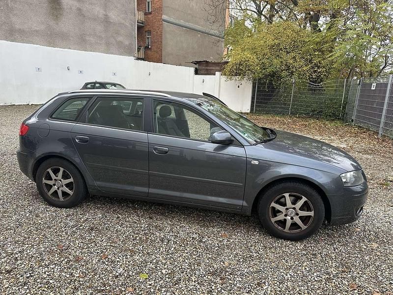 Gebraucht Audi A3 Attraction 150 PS (110 kW) 2006 Grau Kombi
