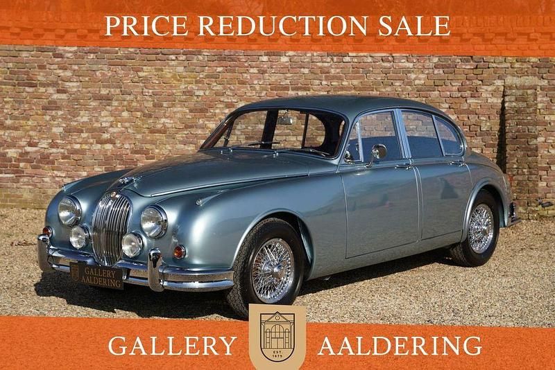 Blau Gebraucht 1962 Jaguar MK II Limousine | 39.500 € - Bild 1/4