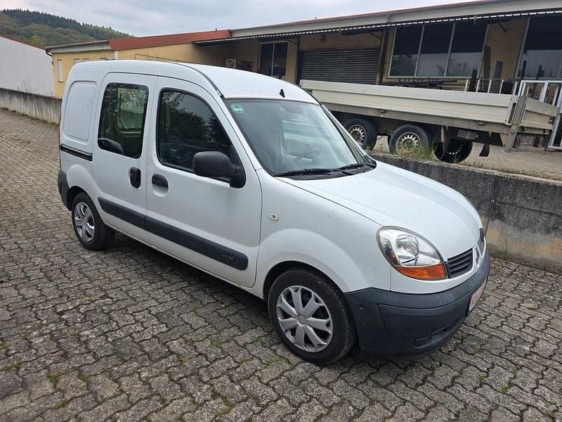 Second-hand Renault Kangoo 84 CP (61 kW) 2006 Alb Pickup