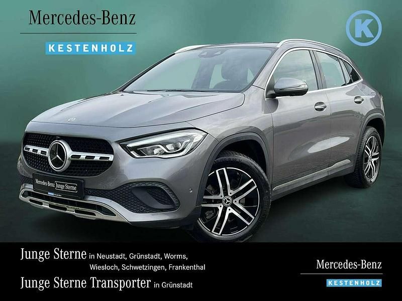 Lack mountaingrau Gebraucht 2023 Mercedes GLA220 Progressive SUV | 40.990 € (Fairer Preis) - Bild 1/4