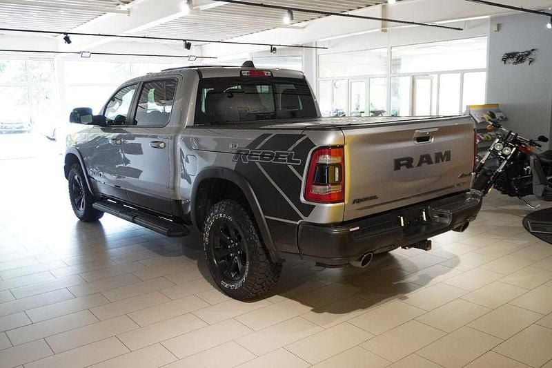 Grau Gebraucht 2022 Dodge Ram Abholung | 49.990 € (Superpreis) - Bild 1/4