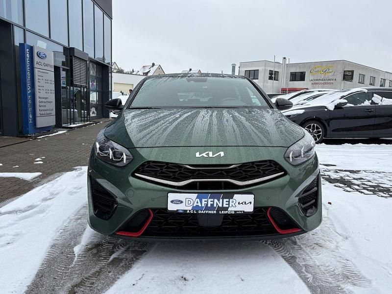 Gebraucht Kia ProCeed GT GT 204 PS (150 kW) 2023 Grün Kleinwagen