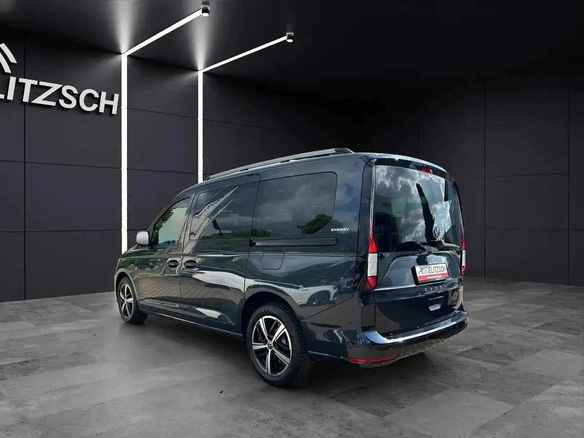 Neu VW Caddy Maxi Life 116 PS (85 kW) 2026 Starlight blue metallic Van / Kleinbus