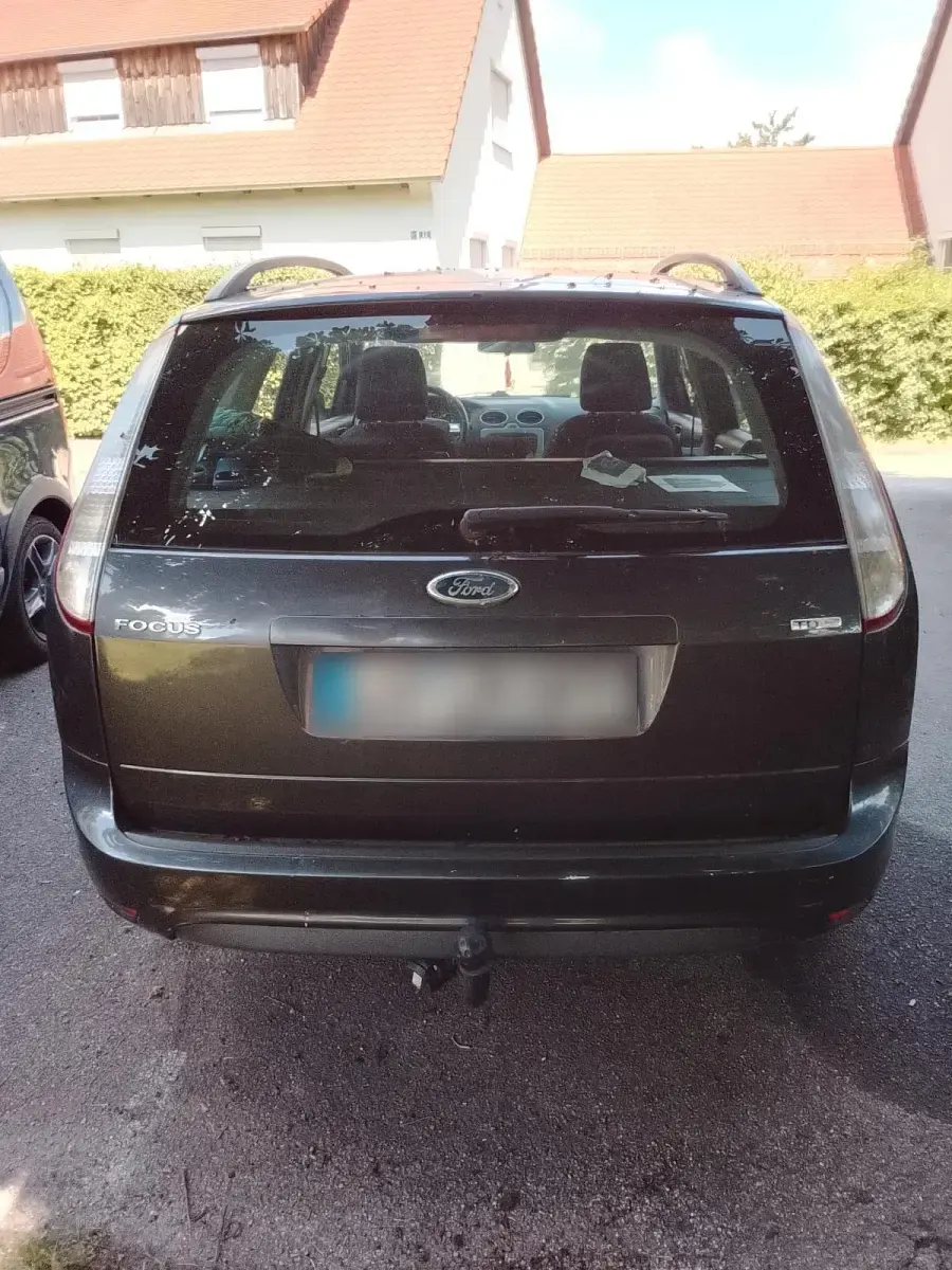 Gebraucht Ford Focus 116 PS (85 kW) 2009 Blau Kombi