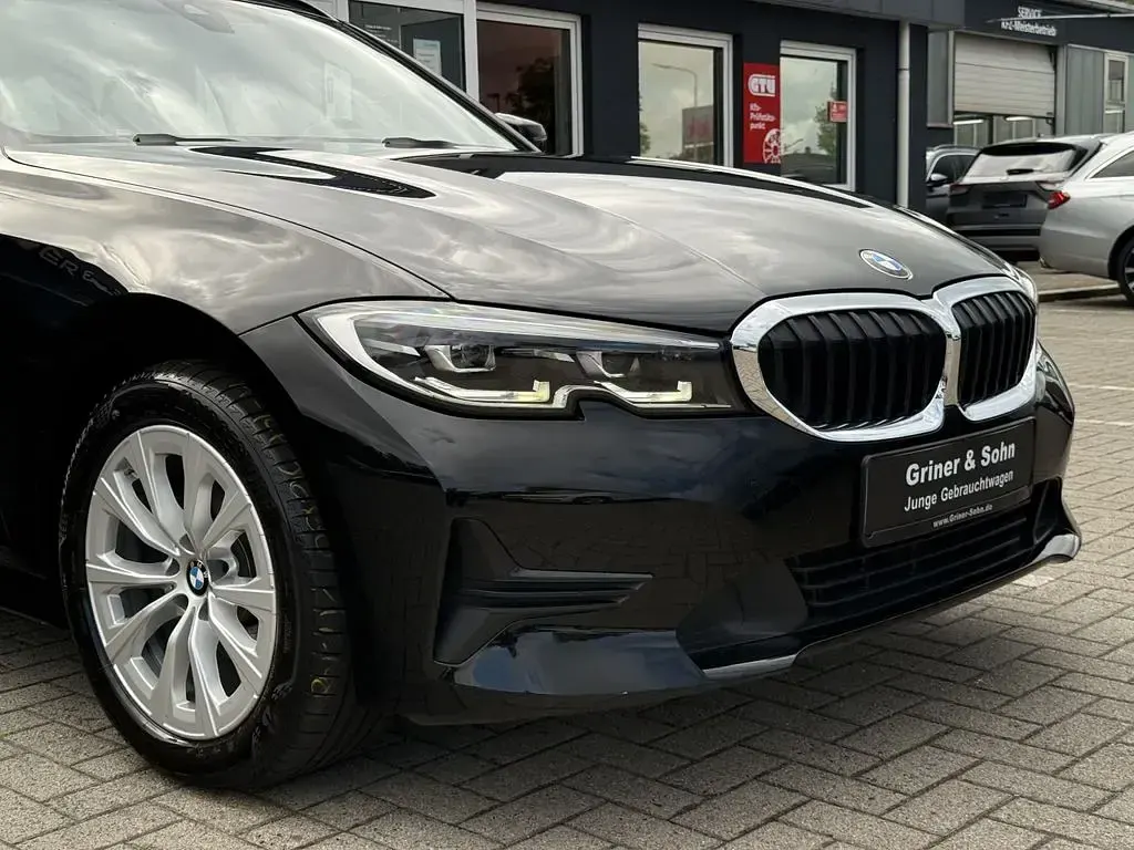 Gebraucht BMW 320 Performance 190 PS (139 kW) 2021 Schwarz Kombi