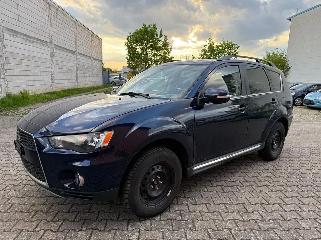 Gebraucht Mitsubishi Outlander Invite 156 PS (114 kW) 2010 Other SUV