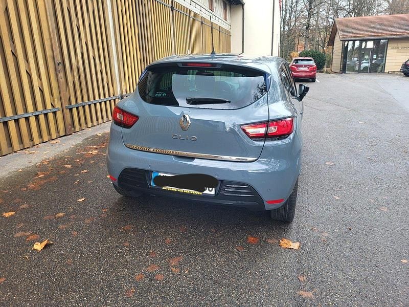 Gebraucht Renault Clio IV LIMITED 73 PS (53 kW) 2018 Grau Kleinwagen