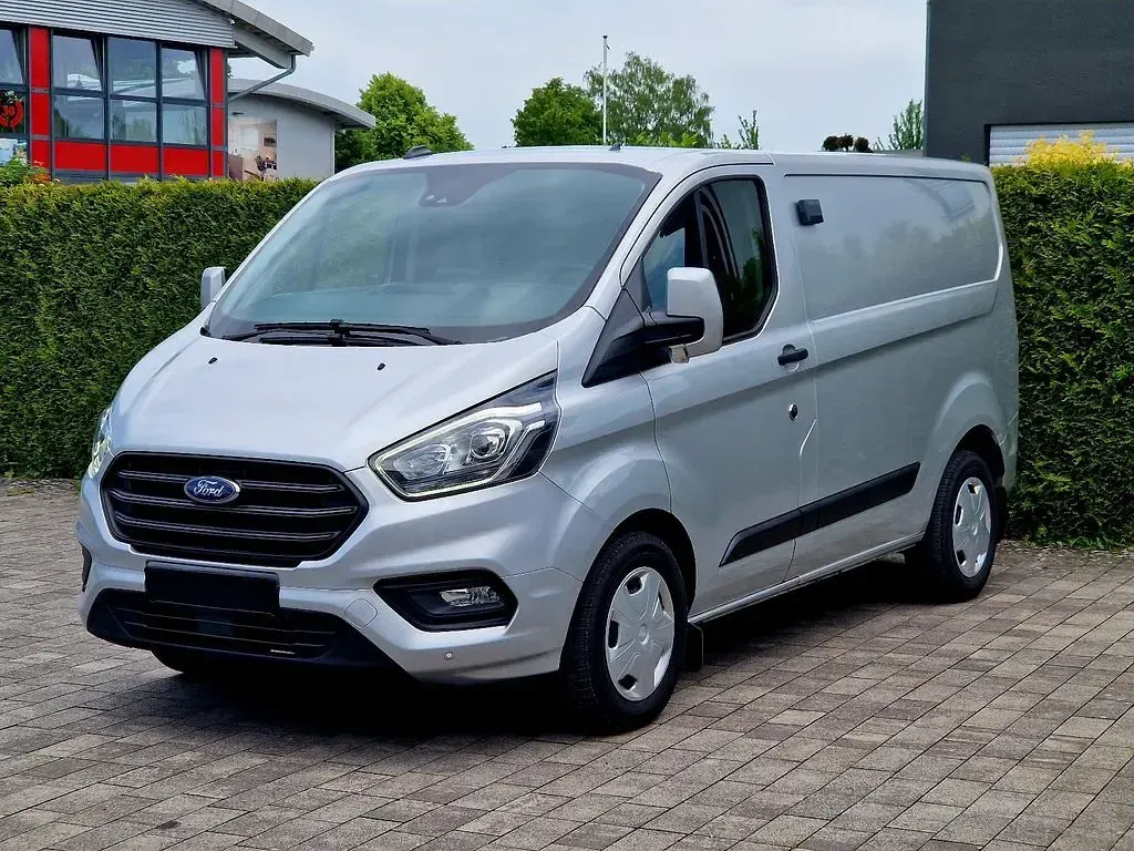 Gebraucht Ford Transit Custom 131 PS (96 kW) 2022 Silber Van