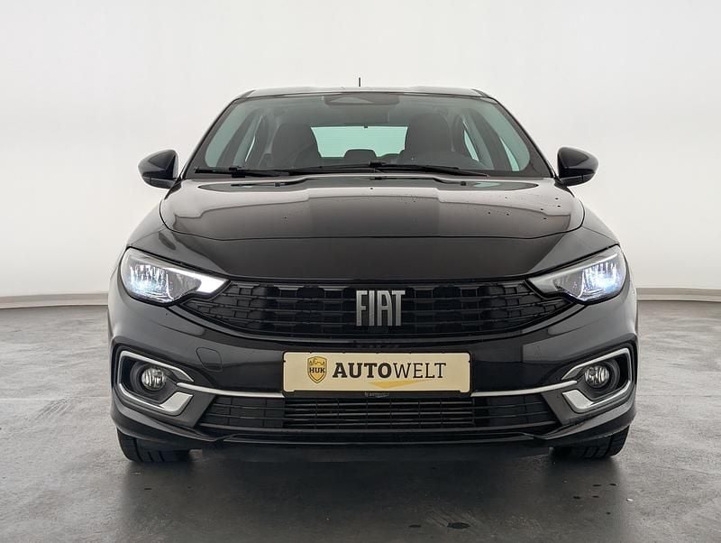Gebraucht Fiat Tipo Urban 131 PS (96 kW) 2025 Schwarz Limousine