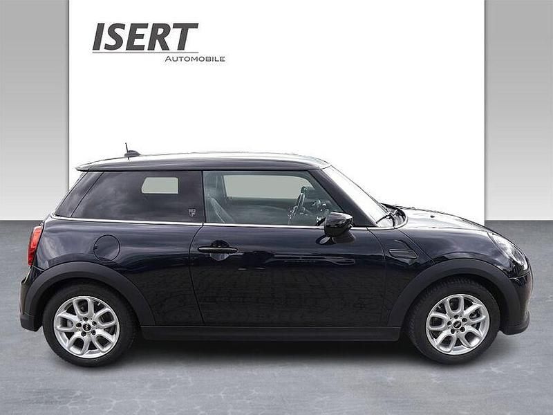 Gebraucht Mini Cooper 136 PS (100 kW) 2023 Schwarz Kleinwagen