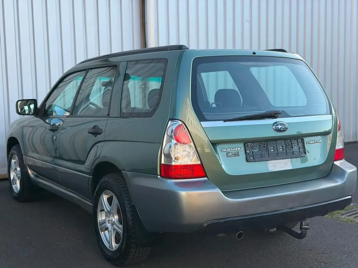 Gebraucht Subaru Forester Active 158 PS (116 kW) 2006 Grün SUV