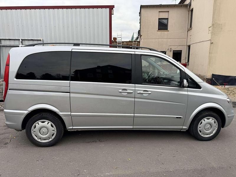 Gebraucht Mercedes Viano 150 PS (110 kW) 2004 Grau Van / Kleinbus