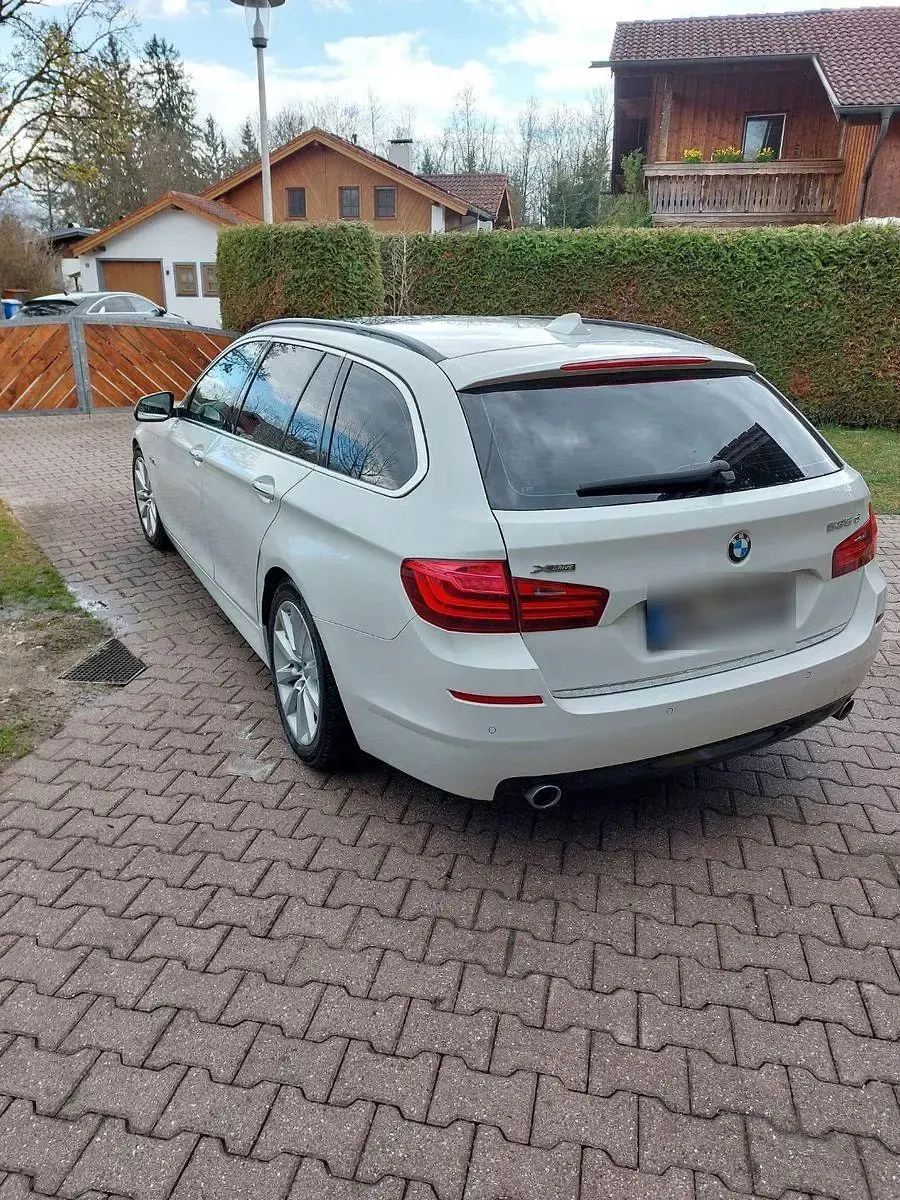 Gebraucht BMW 535 Luxury Line 313 PS (230 kW) 2013 Weiß Kombi