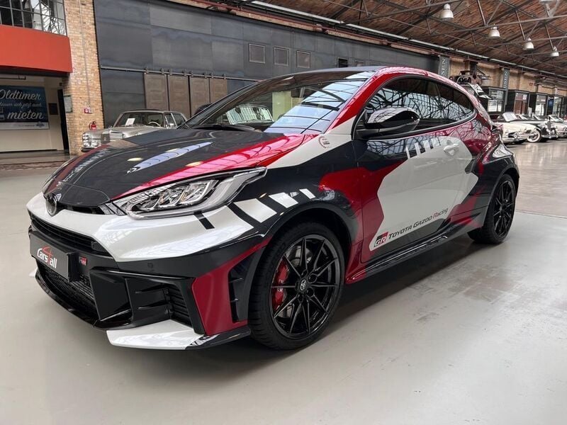 Weiß Neu 2024 Toyota Yaris Edition Limousine | 129.900 € - Bild 1/4