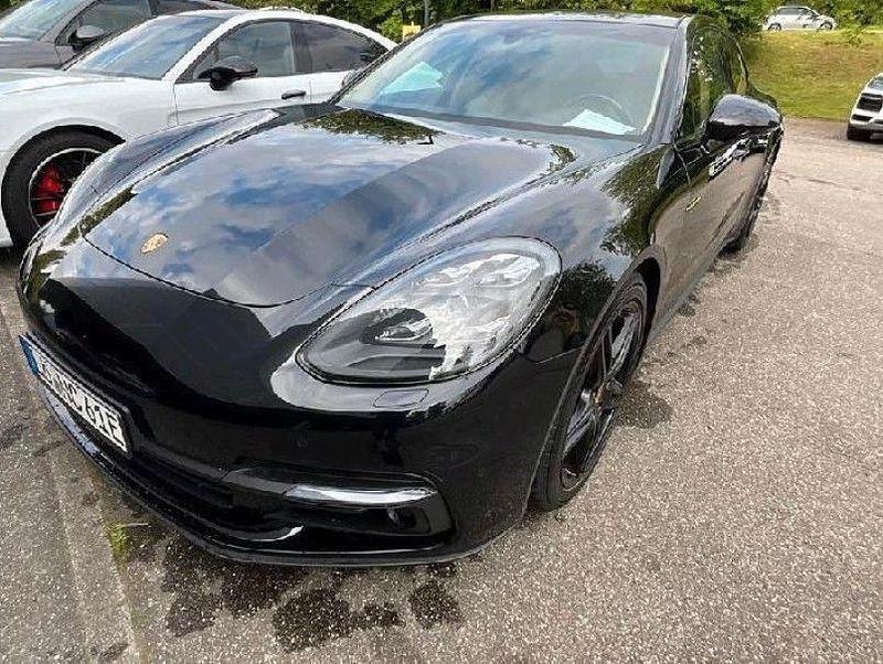 Schwarz Gebraucht 2019 Porsche Panamera 4 Limousine | 74.499 € (Teuer) - Bild 1/4