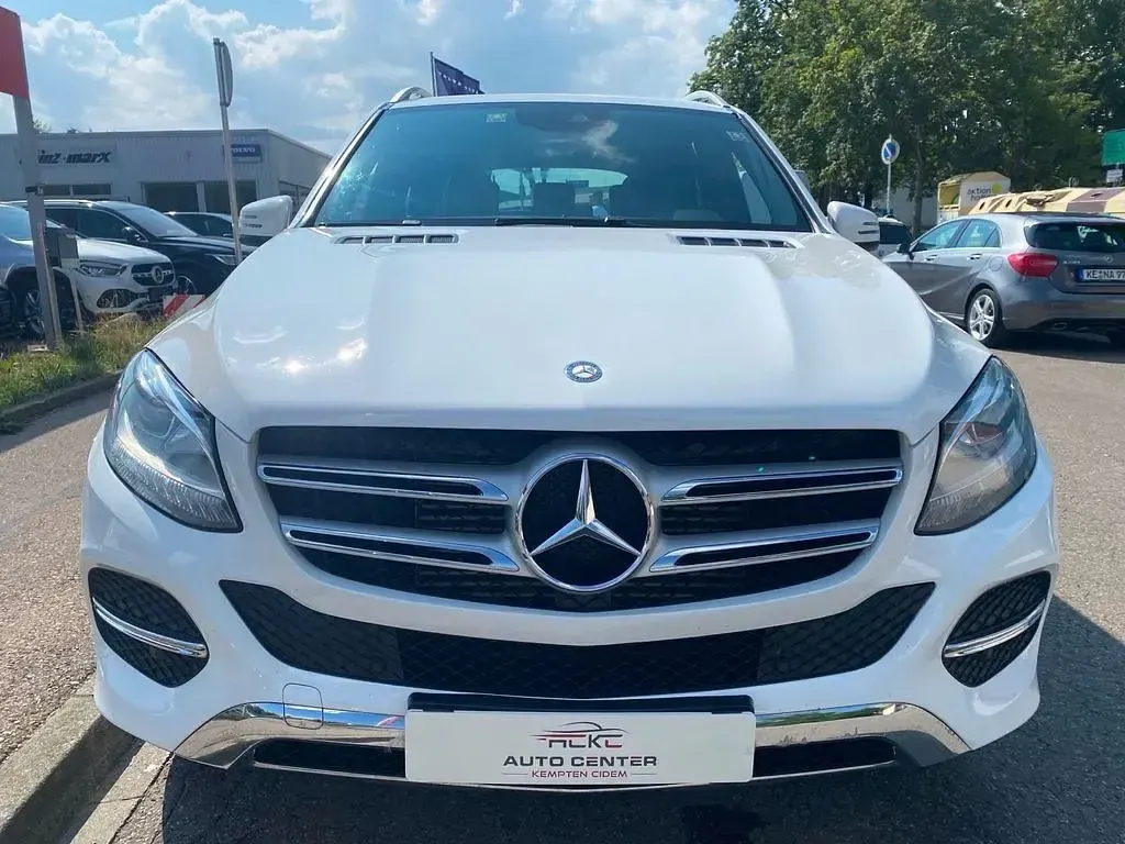 Gebraucht Mercedes GLE350 258 PS (189 kW) 2017 Weiß SUV
