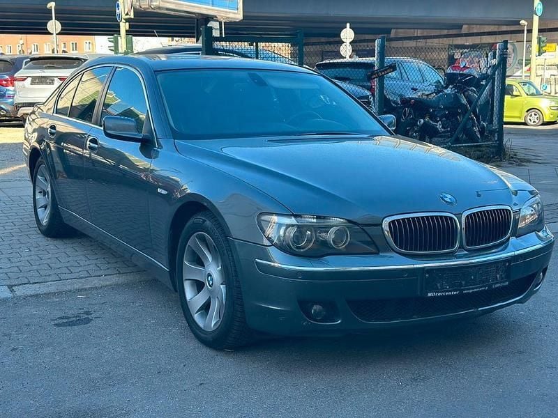 Gebraucht BMW 730 Sport Line 231 PS (169 kW) 2007 Grau Limousine