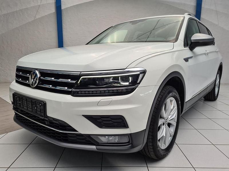 Gebraucht VW Tiguan Allspace Highline 200 PS (147 kW) 2021 Pure white SUV