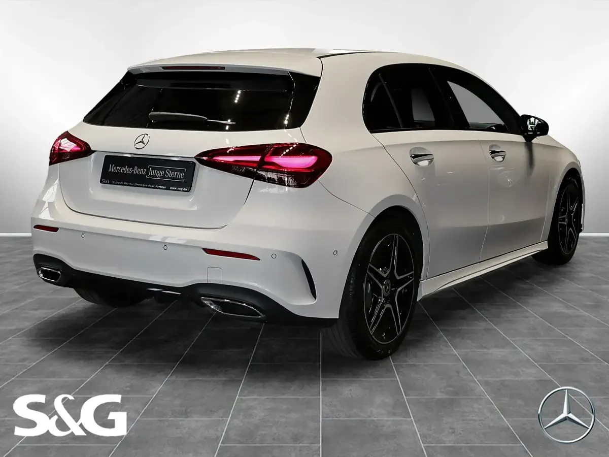 Gebraucht Mercedes A250 AMG 224 PS (164 kW) 2025 Unilack polarweiß Limousine