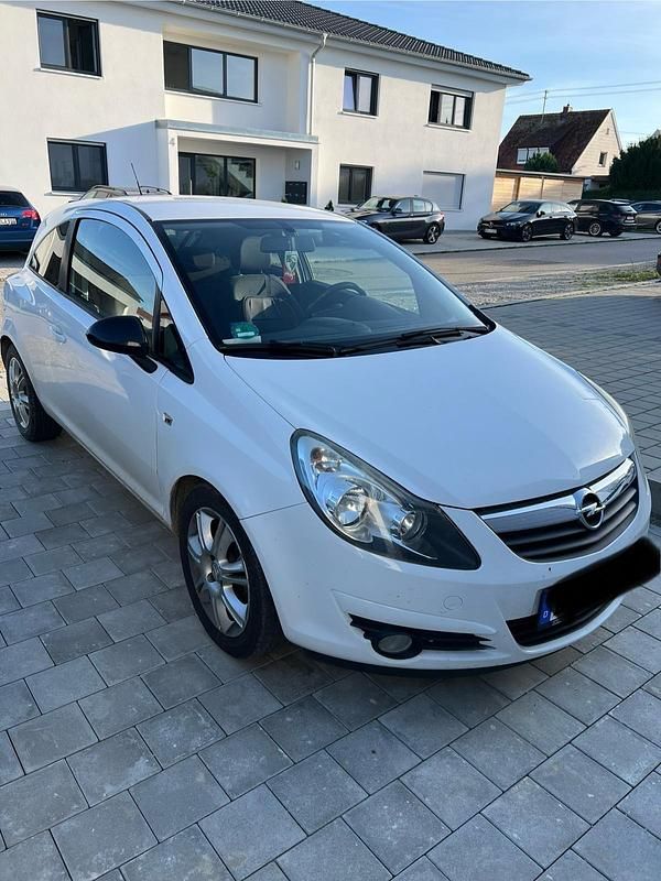 Weiß Gebraucht 2010 Opel Corsa Kleinwagen | 1.300 € - Bild 1/4
