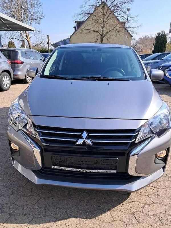 Gebraucht Mitsubishi Space Star Select+ 71 PS (52 kW) 2023 Platinumgrau Kleinwagen