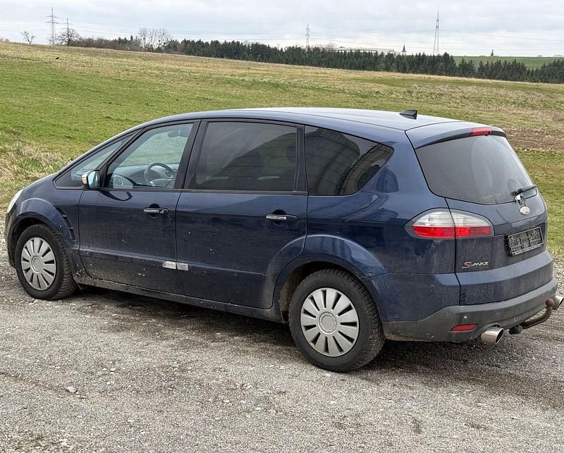 Gebraucht Ford S-MAX Titanium 175 PS (128 kW) 2010 Blau Van / Kleinbus