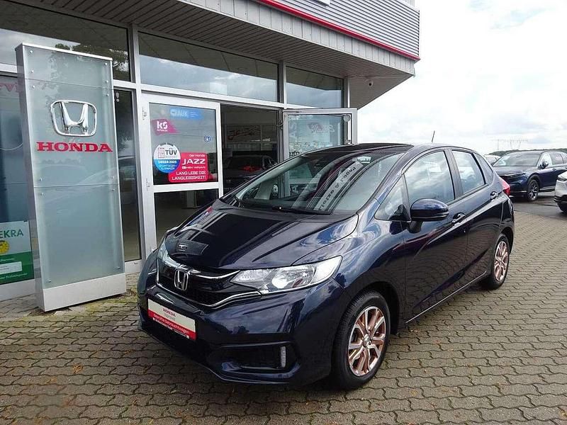 Midnight blue Gebraucht 2019 Honda Jazz Trend Kleinwagen | 14.890 € (Fairer Preis) - Bild 1/4