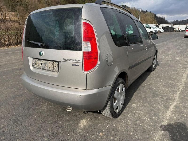 Gebraucht Skoda Roomster 86 PS (63 kW) 2009 Van / Kleinbus