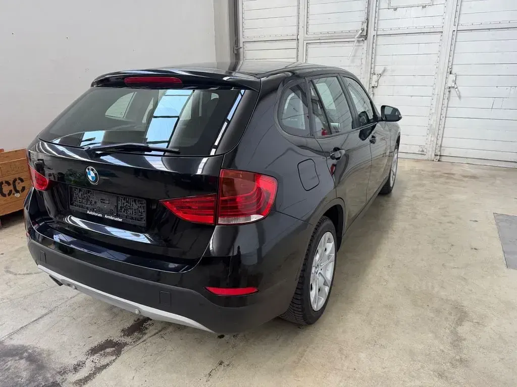Gebraucht BMW X1 150 PS (110 kW) 2012 Schwarz SUV