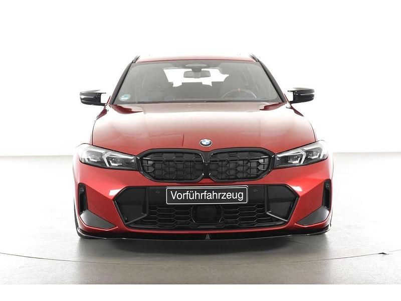 Używany BMW M340 Performance 340 KM (250 kW) 2024 Czerwony Sedan/Limuzyna