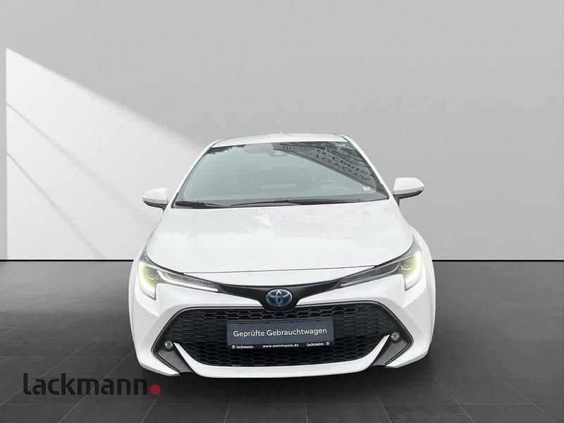 Gebraucht Toyota Corolla Club 184 PS (135 kW) 2019 Pure) white ii (weiss Limousine