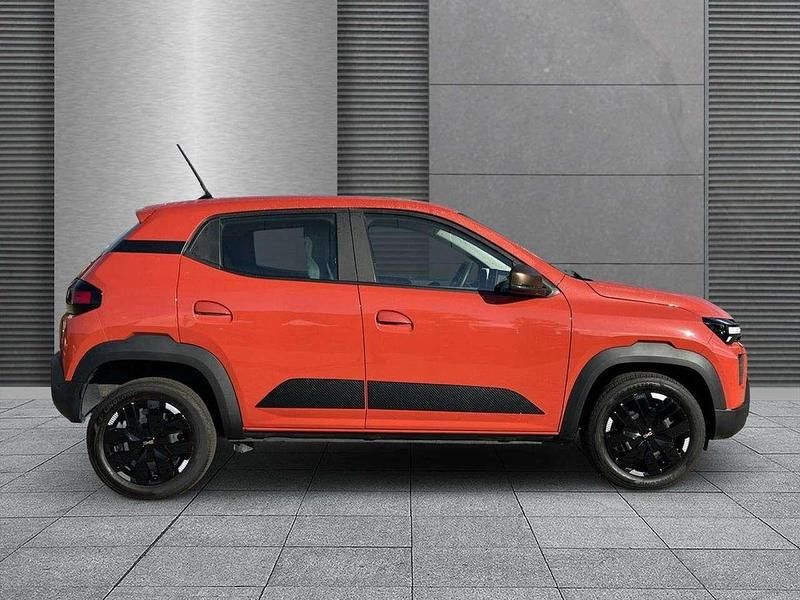 Brick red Gebraucht 2024 Dacia Spring Extreme Kleinwagen | 16.600 € (Guter Preis) - Bild 1/4