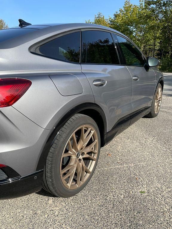 Gebraucht Audi Q4 Sportback e-tron Sport 219 kW (299 PS) 2023 Grau SUV