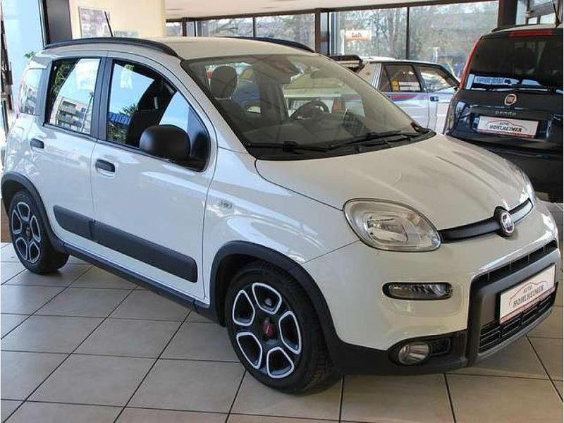 Gebraucht Fiat Panda 71 PS (52 kW) 2022 Nr. 296 / weiß Kleinwagen