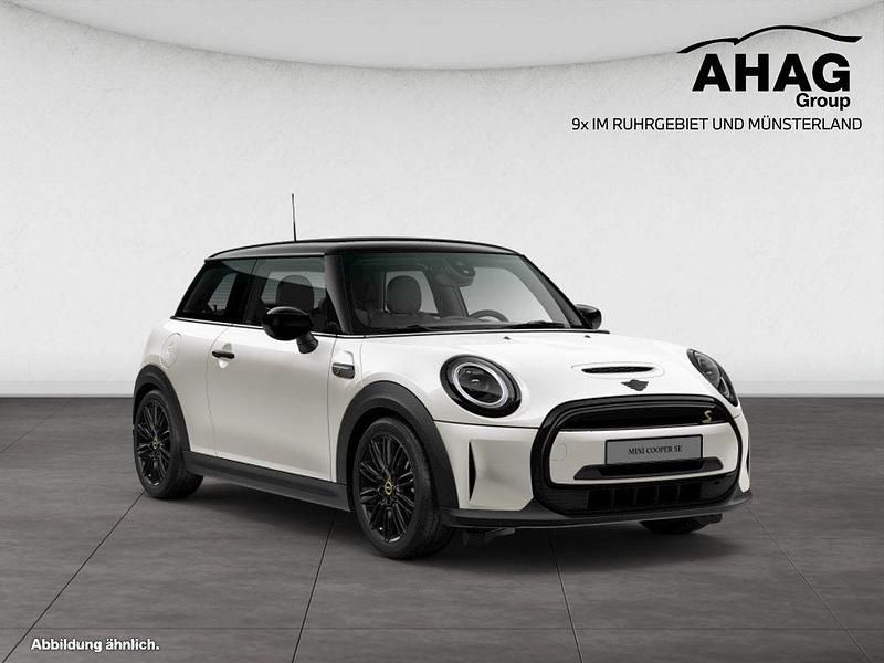 Gebraucht Mini Cooper SE 135 kW (184 PS) 2023 Weiß Kleinwagen