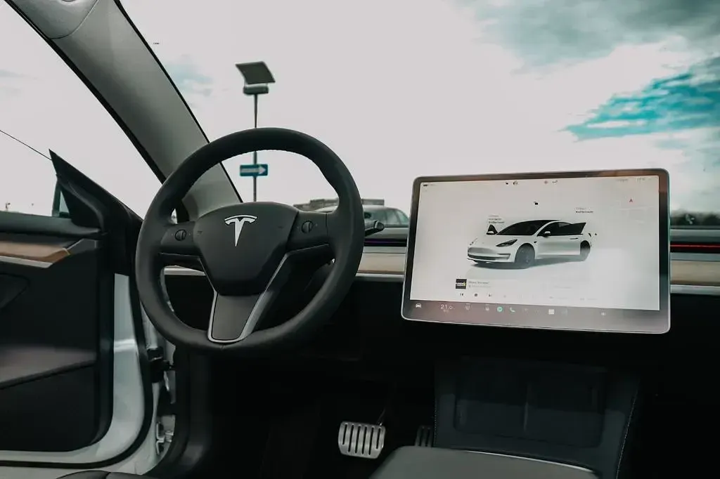 Gebraucht Tesla Model 3 Performance 377 kW (513 PS) 2022 Weiß Limousine
