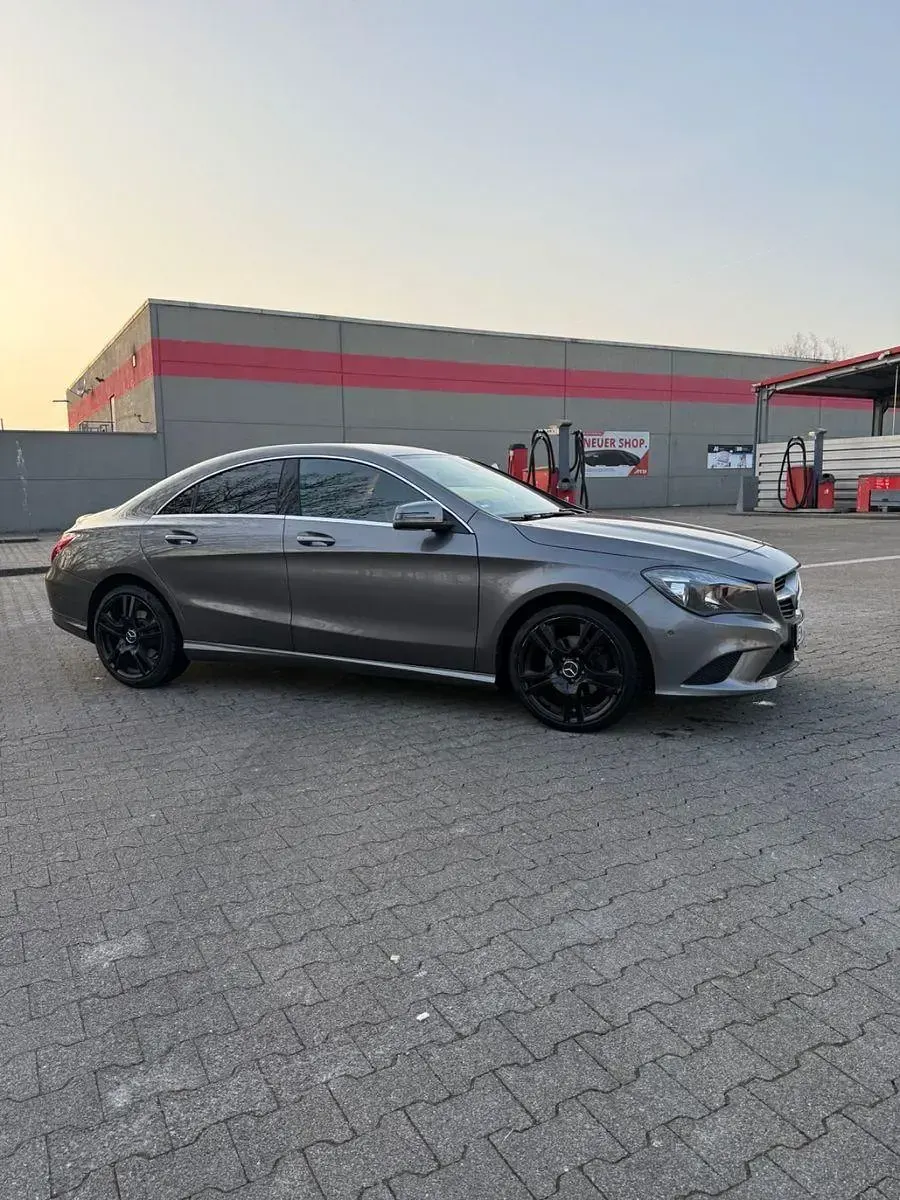 Gebraucht Mercedes CLA200 136 PS (100 kW) 2015 Coupé