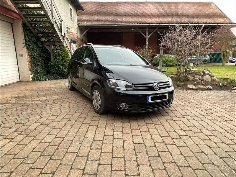 Gebraucht VW Golf Plus Cross Team 122 PS (89 kW) 2011 Schwarz Van / Kleinbus