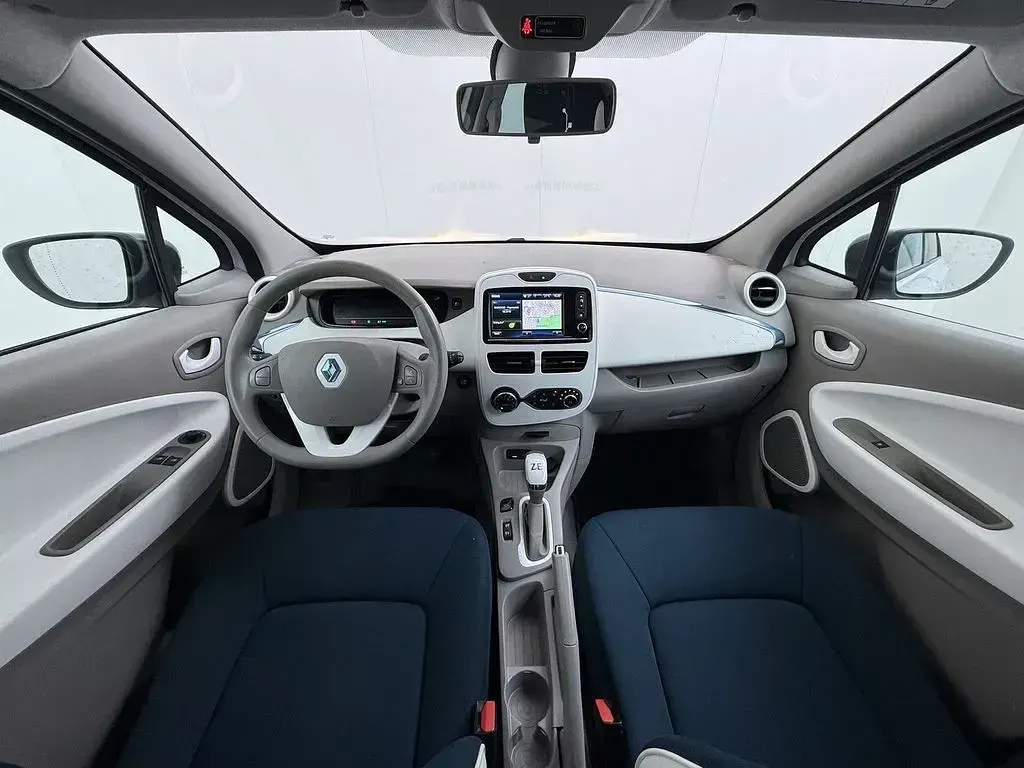 Gebraucht Renault Zoe Life 64 kW (88 PS) 2014 Weiß Kleinwagen