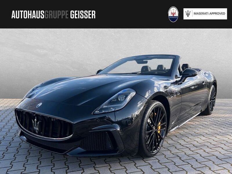 Nero assoluto Neu 2025 Maserati GranCabrio Cabrio | 219.999 € (Etwas zu teuer) - Bild 1/4