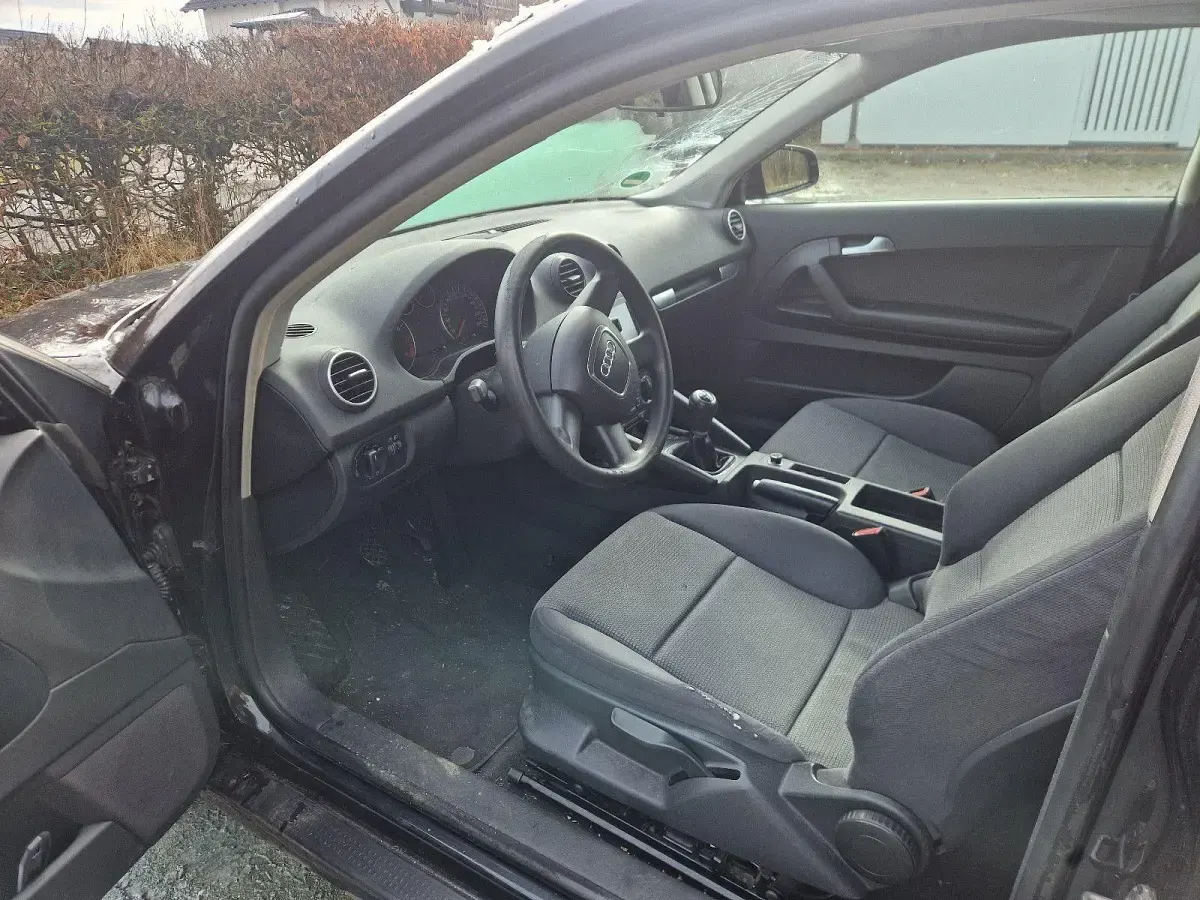 Gebraucht Audi A3 Sportback 102 PS (75 kW) 2007 Schwarz Kleinwagen