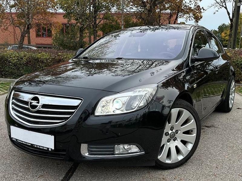 Gebraucht Opel Insignia 190 PS (139 kW) 2013 Schwarz Limousine