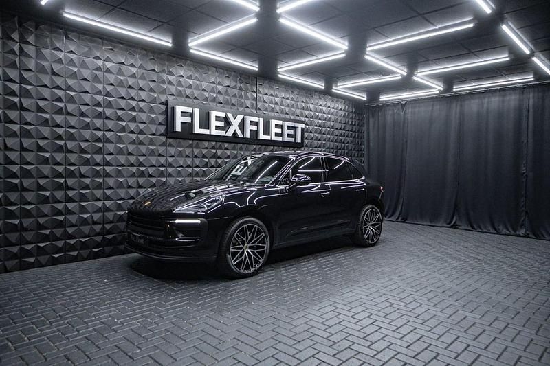 Gebraucht Porsche Macan Sport 265 PS (194 kW) 2022 Tiefschwarzmetallic SUV