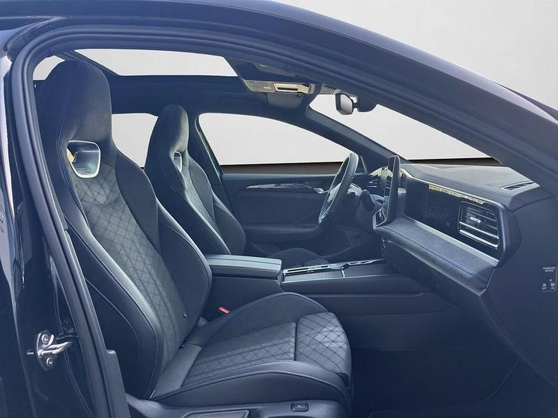 Gebraucht VW Passat R-line 265 PS (194 kW) 2025 Grenadillschwarz metallic (metallic) Kombi