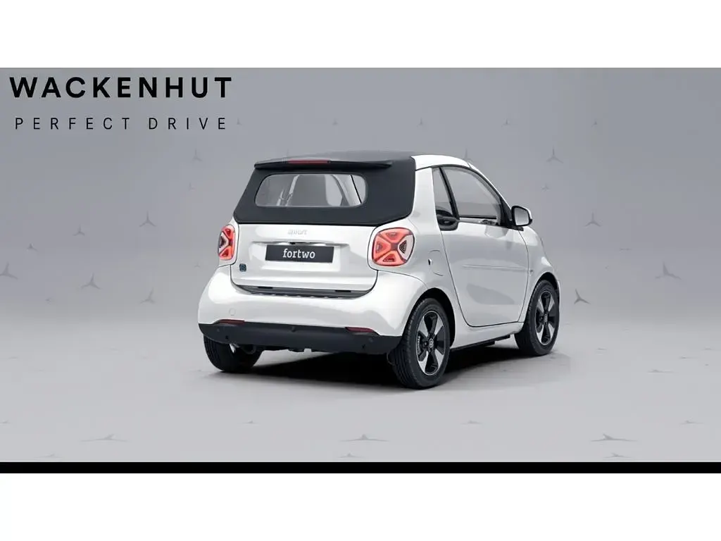 Gebraucht Smart ForTwo Electric Drive 60 kW (82 PS) 2022 Weiss Cabrio