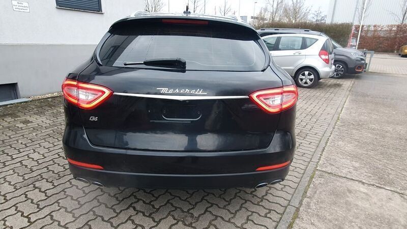 Gebraucht Maserati Levante 275 PS (202 kW) 2017 Schwarz SUV