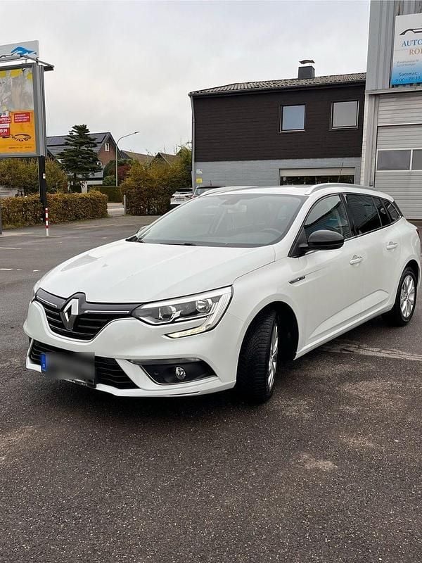 Weiß Gebraucht 2018 Renault Mégane GrandTour LIMITED Kombi | 10.900 € (Fairer Preis) - Bild 1/4