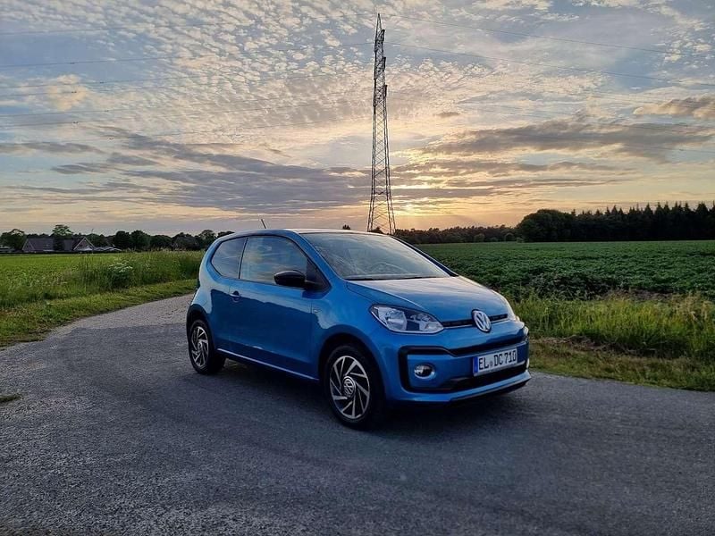 Blau Gebraucht 2018 VW up! Join Kleinwagen | 8.990 € (Superpreis) - Bild 1/4