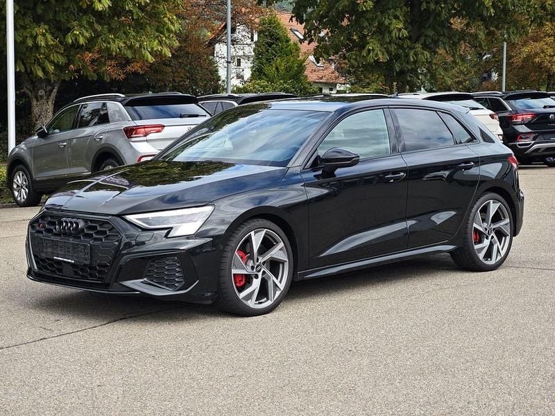 Gebraucht Audi S3 Sport 310 PS (228 kW) 2023 Schwarz Limousine