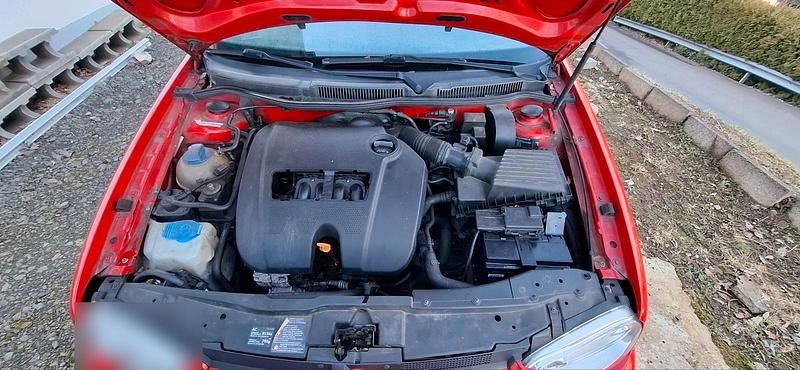 Gebraucht VW Golf IV 100 PS (73 kW) 2000 Rot Kleinwagen